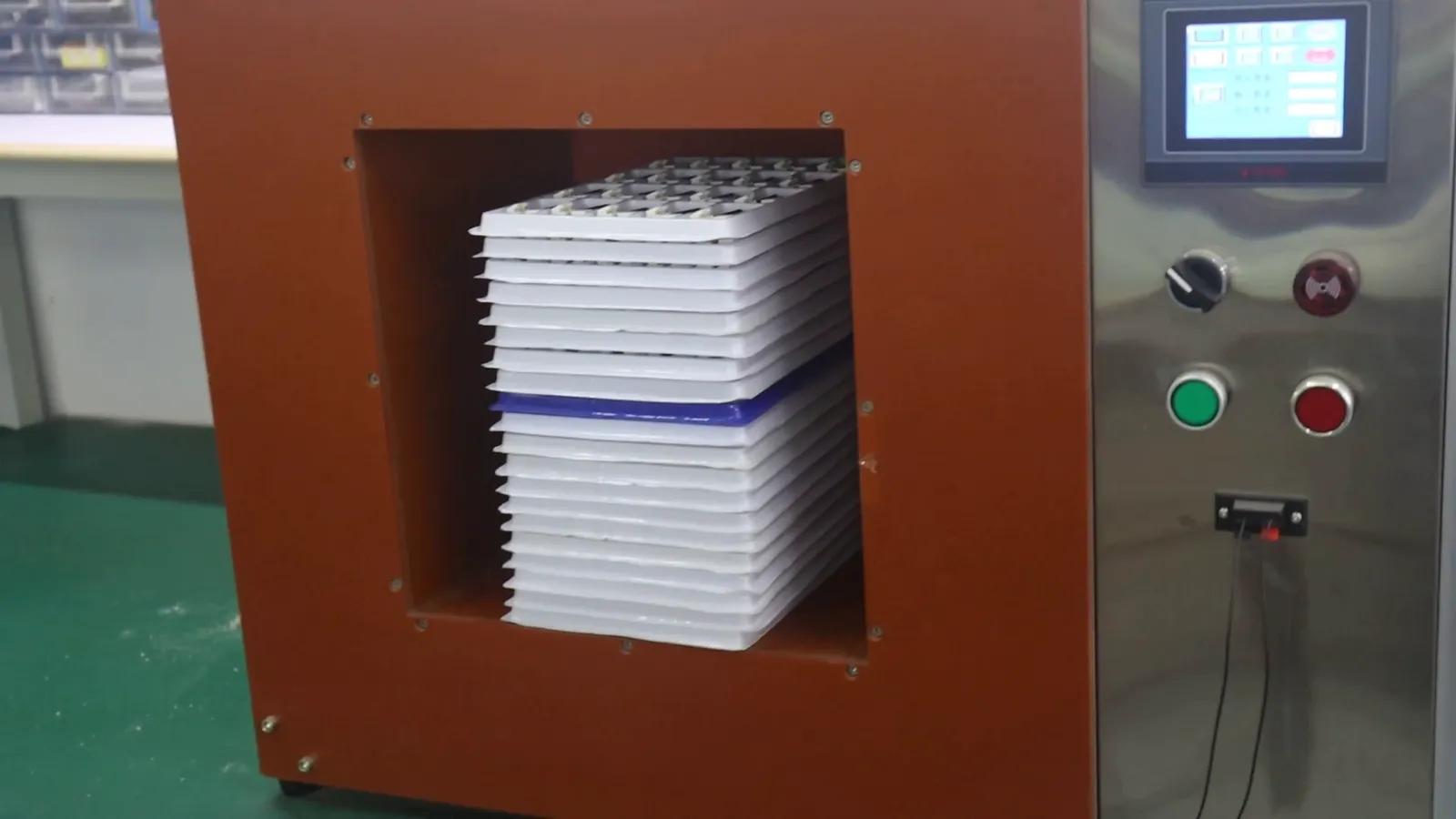 High-temperature ageing chamber at SEGMENsensor