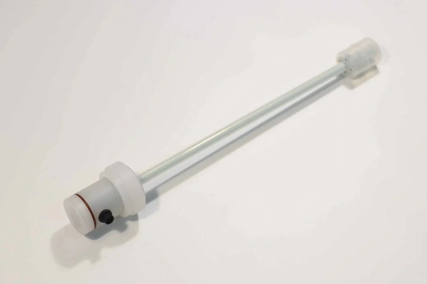 SGM-LC10 corrosion resistant magnetostrictive level sensor — SEGMENsensor