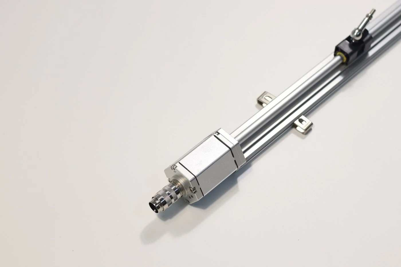 SGM-PE10 magnetostrictive linear position sensor — SEGMENsensor