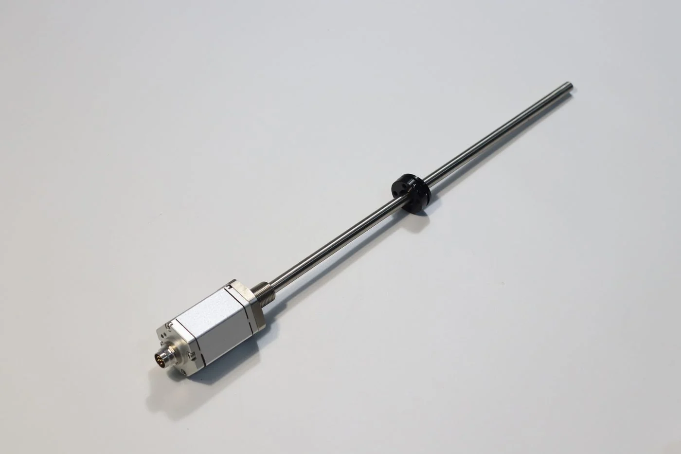 SGM-PR10 hydraulic cylinder position sensor — SEGMENsensor