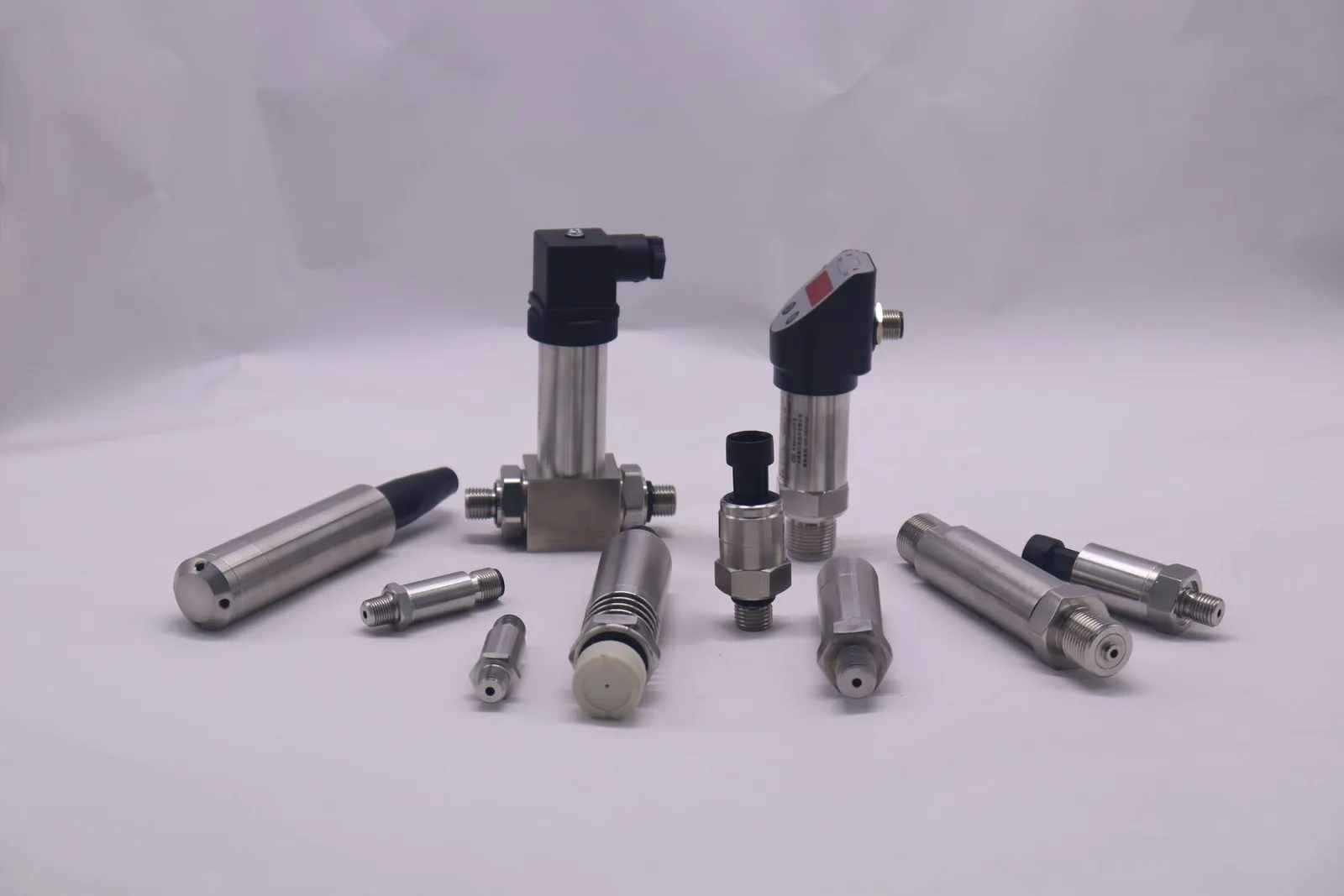SEGMENsensor pressure switch and pressure transmitter OEM products